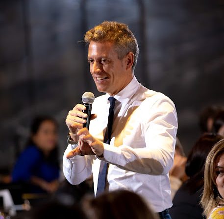 presentador de eventos en sevilla